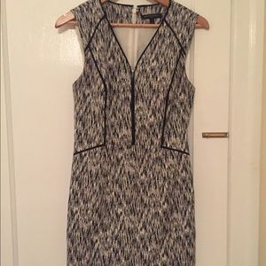 Banana Republic - B&W Sleeveless Dress - Size 2